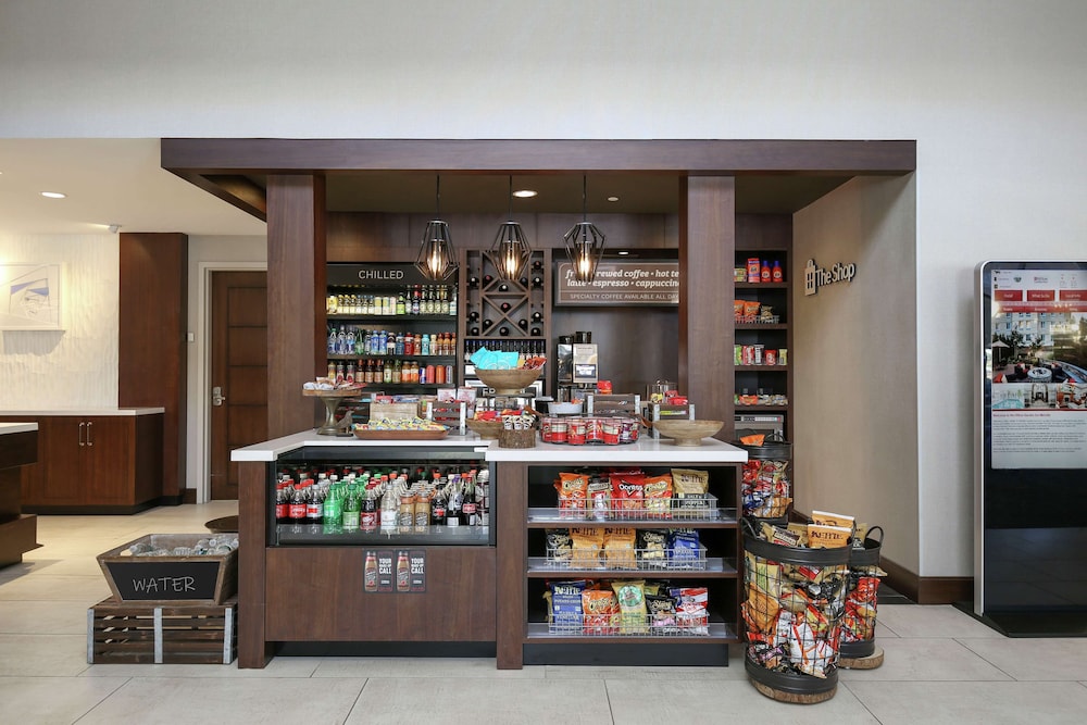 Hilton Garden Inn Melville 44/69