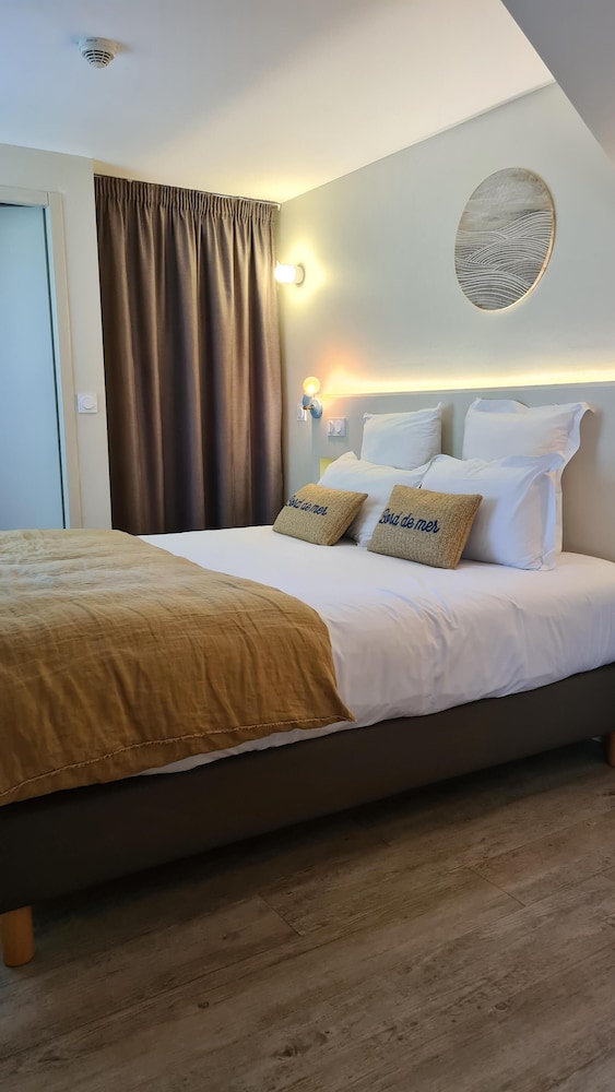 Le C Boutique Hôtel 24/75