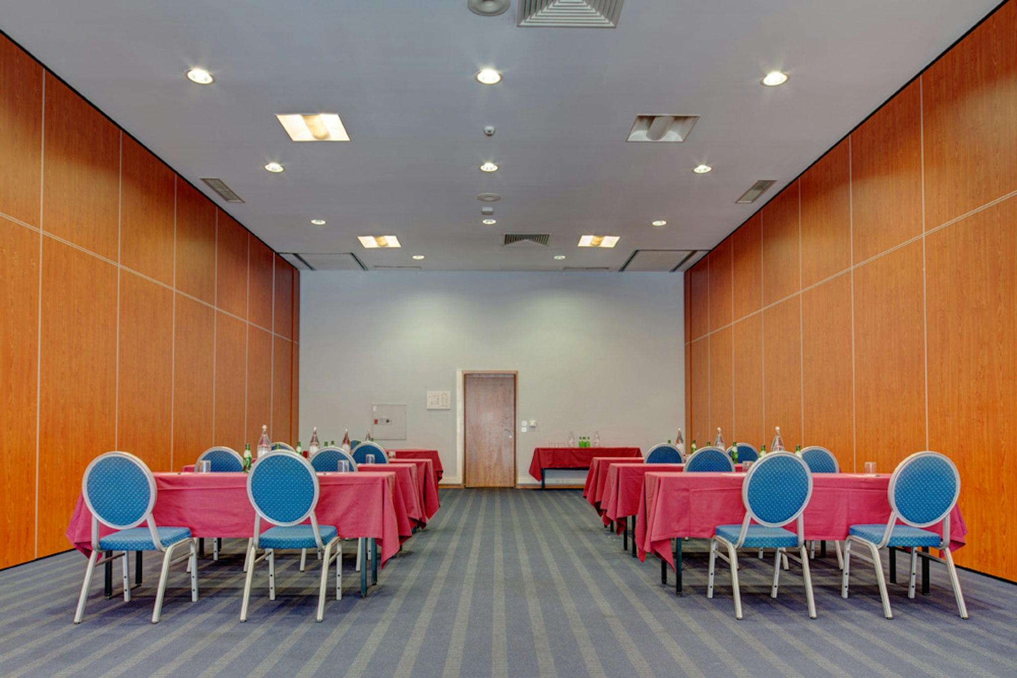 VIP Executive Santa Iria Hotel 45/49