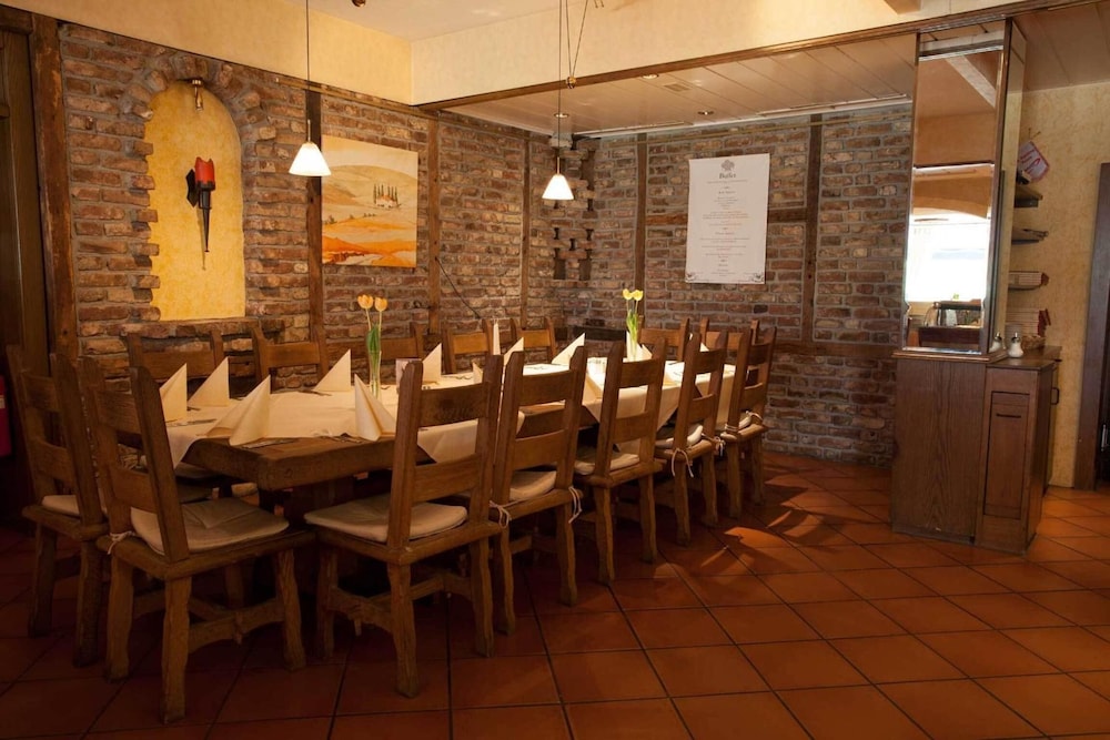 Pp-Hotel Grefrather Hof 20/28