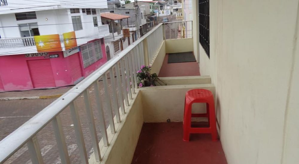 Miconia Hostal 46/49