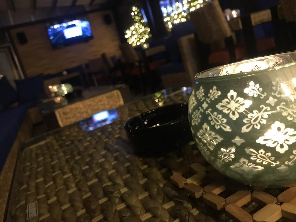 Heathrow Inn 46/56