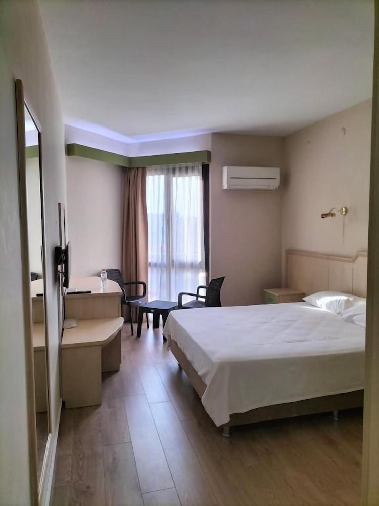 Ridvan Hotel 24/69
