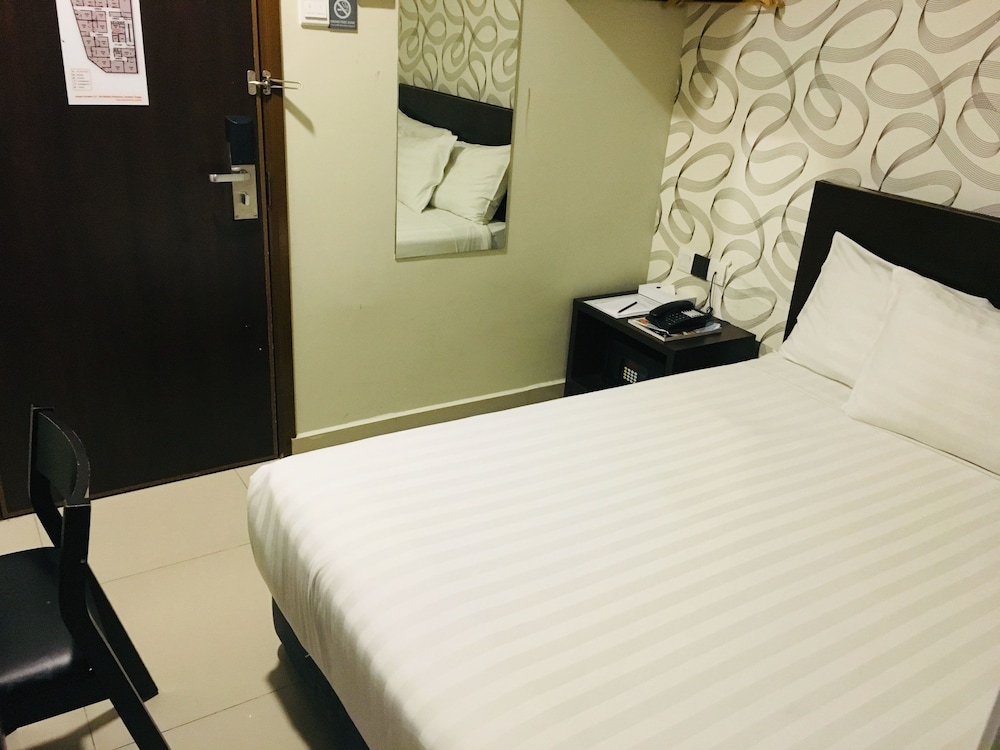 IZUMI HOTEL BUKIT BINTANG 10/52