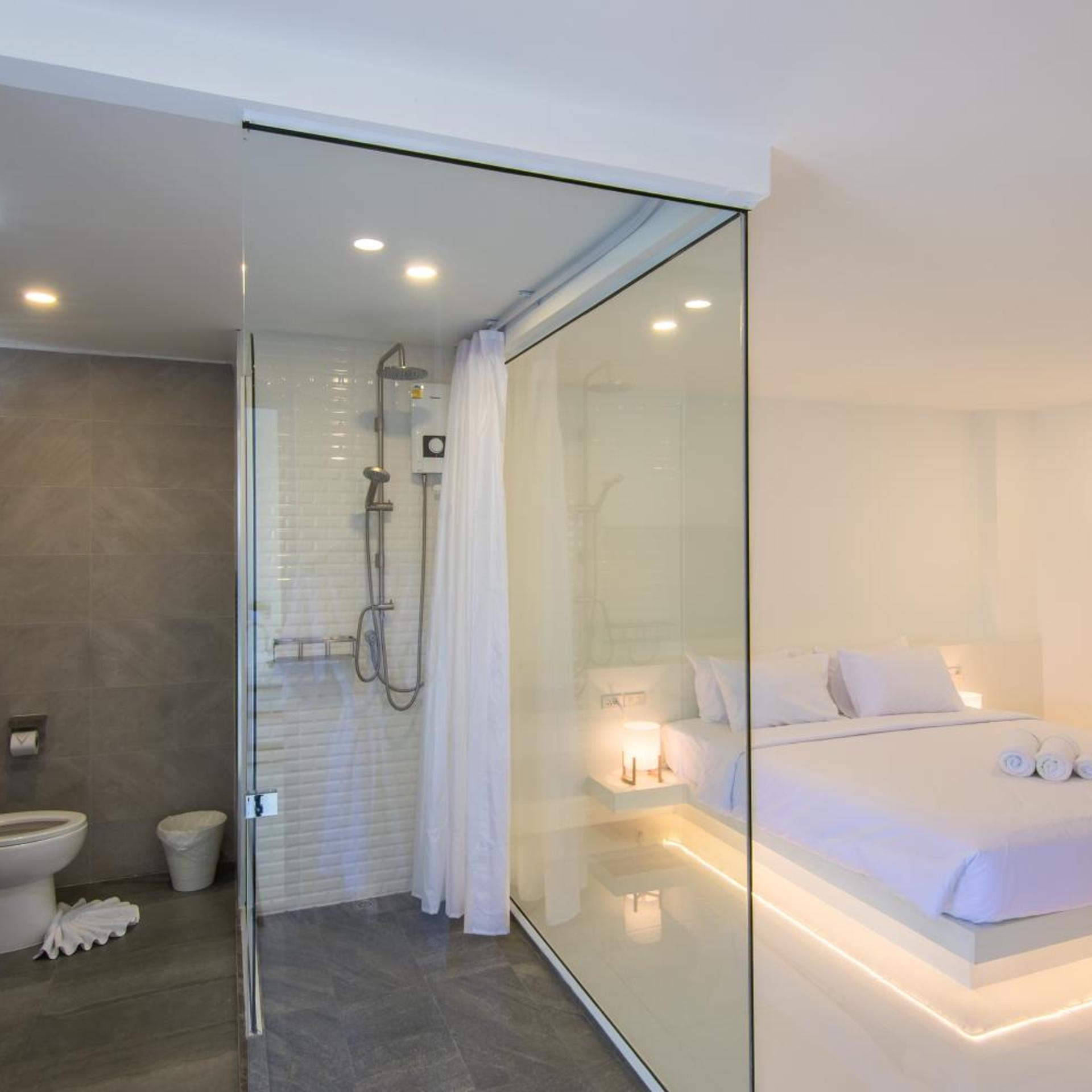 The White Hotel By Charoensri 43/47