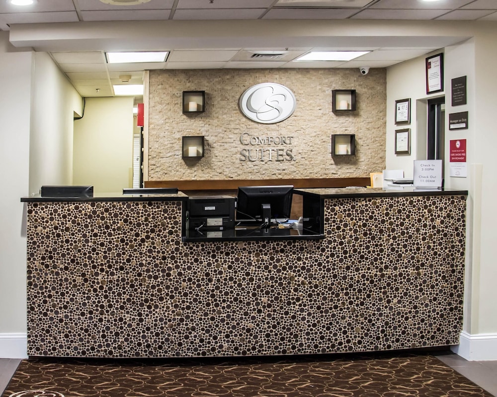 Comfort Suites University - Research Park 12/38