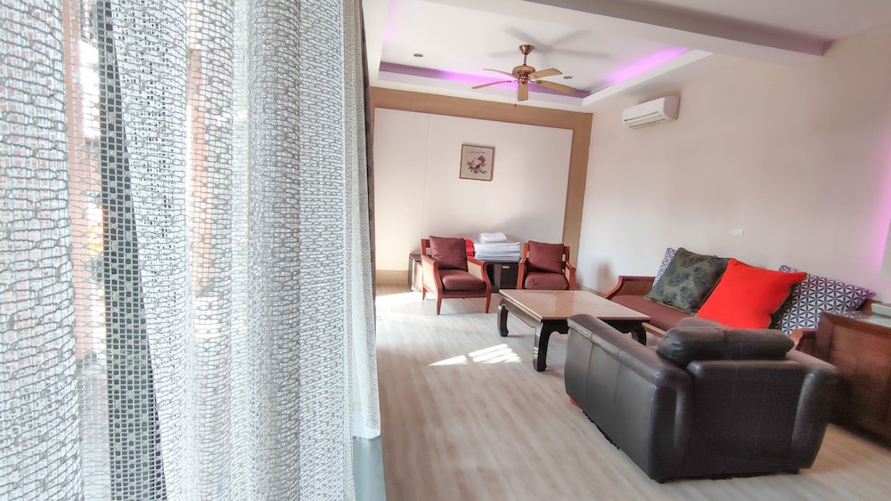 Pratamnak Villa 82/100