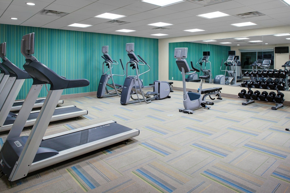 Holiday Inn Express Suites Houston Nw Cypress Grand Pky 35/63