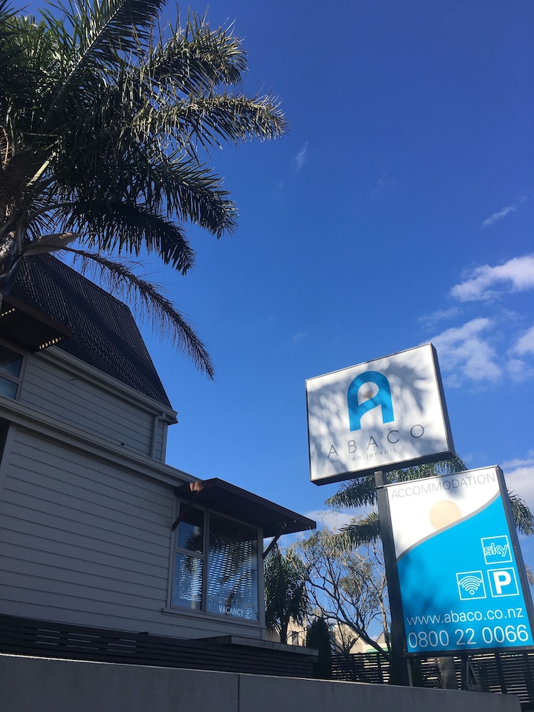 Abaco on Jervois 3/40