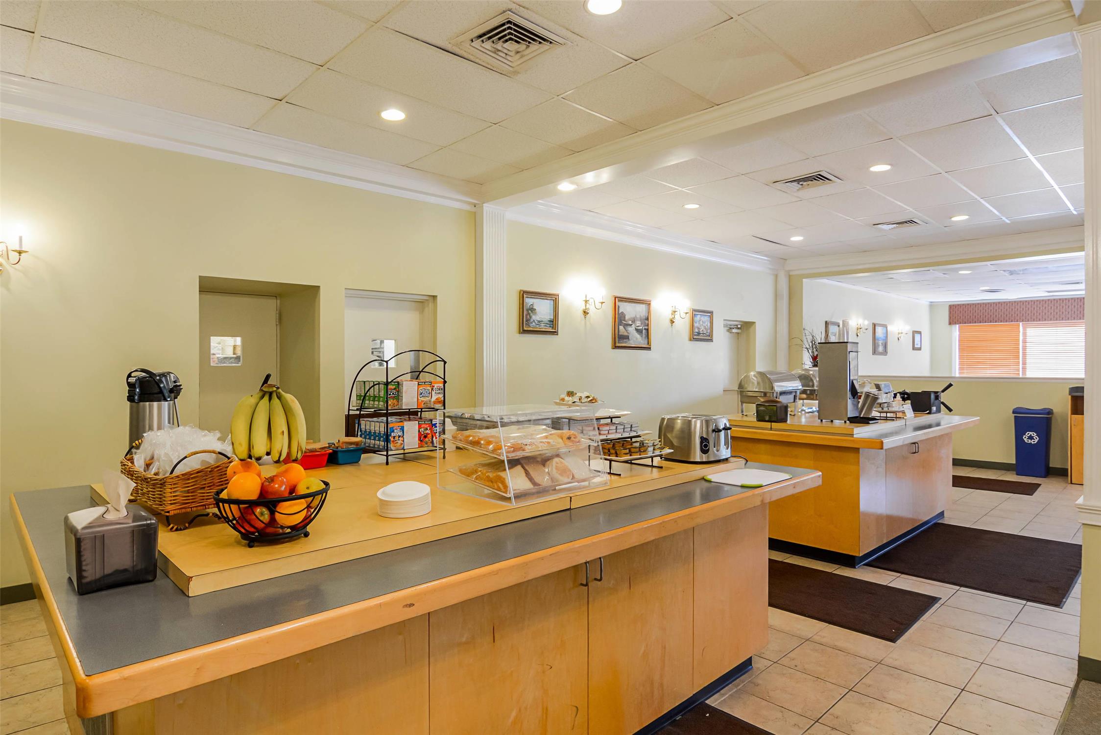 Clarion Inn Harpers Ferry-Charles Town 51/51