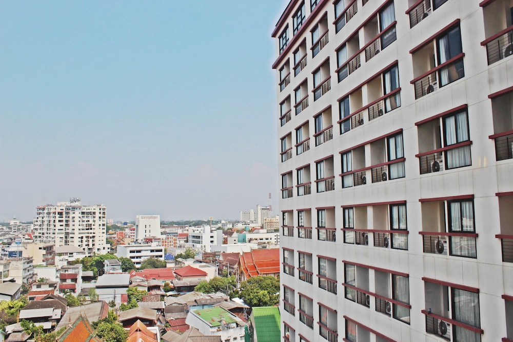 Amora Tapae Hotel Chiang Mai in CHIANG MAI
