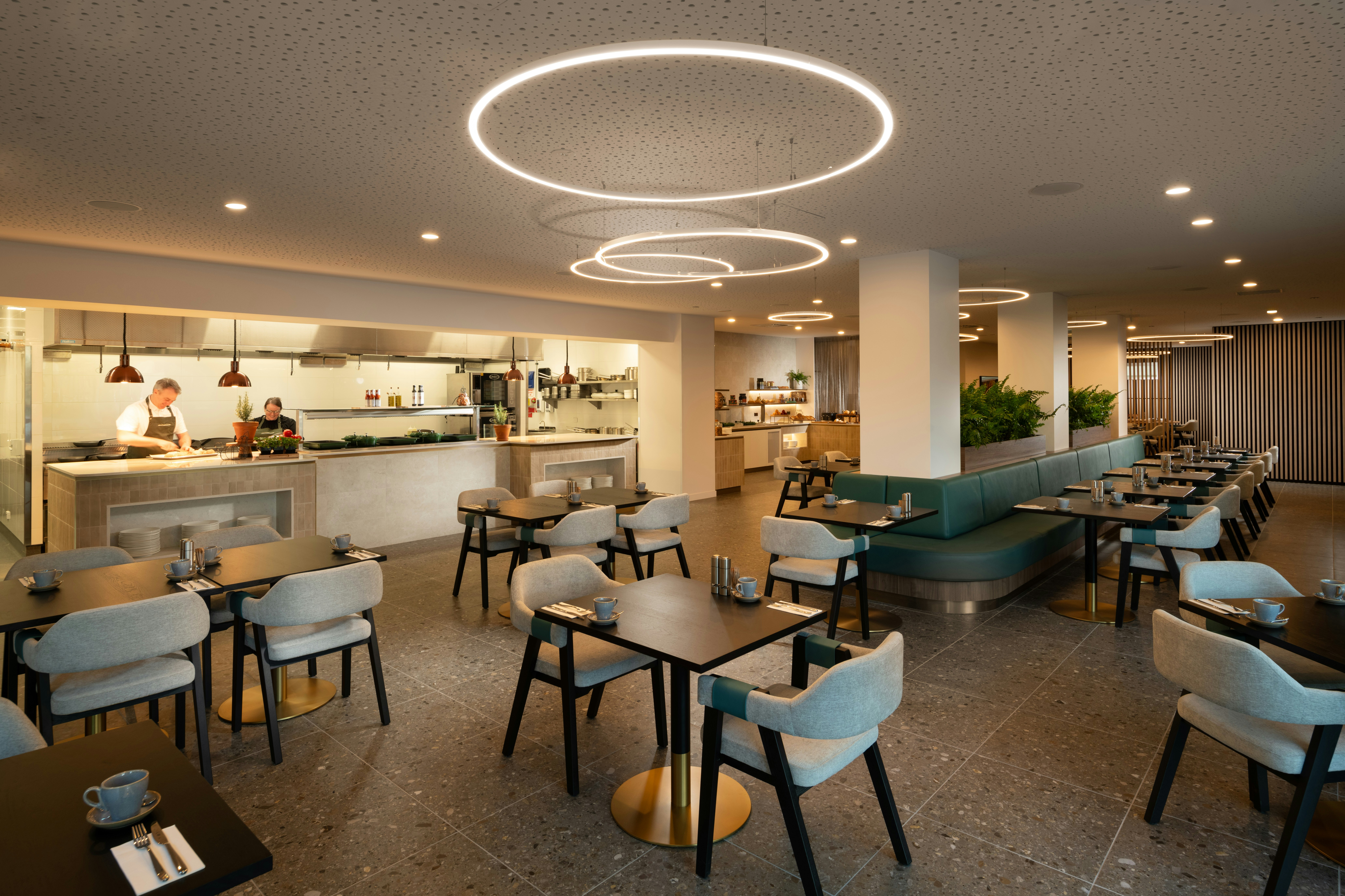 DoubleTree by Hilton Hobart 18/28