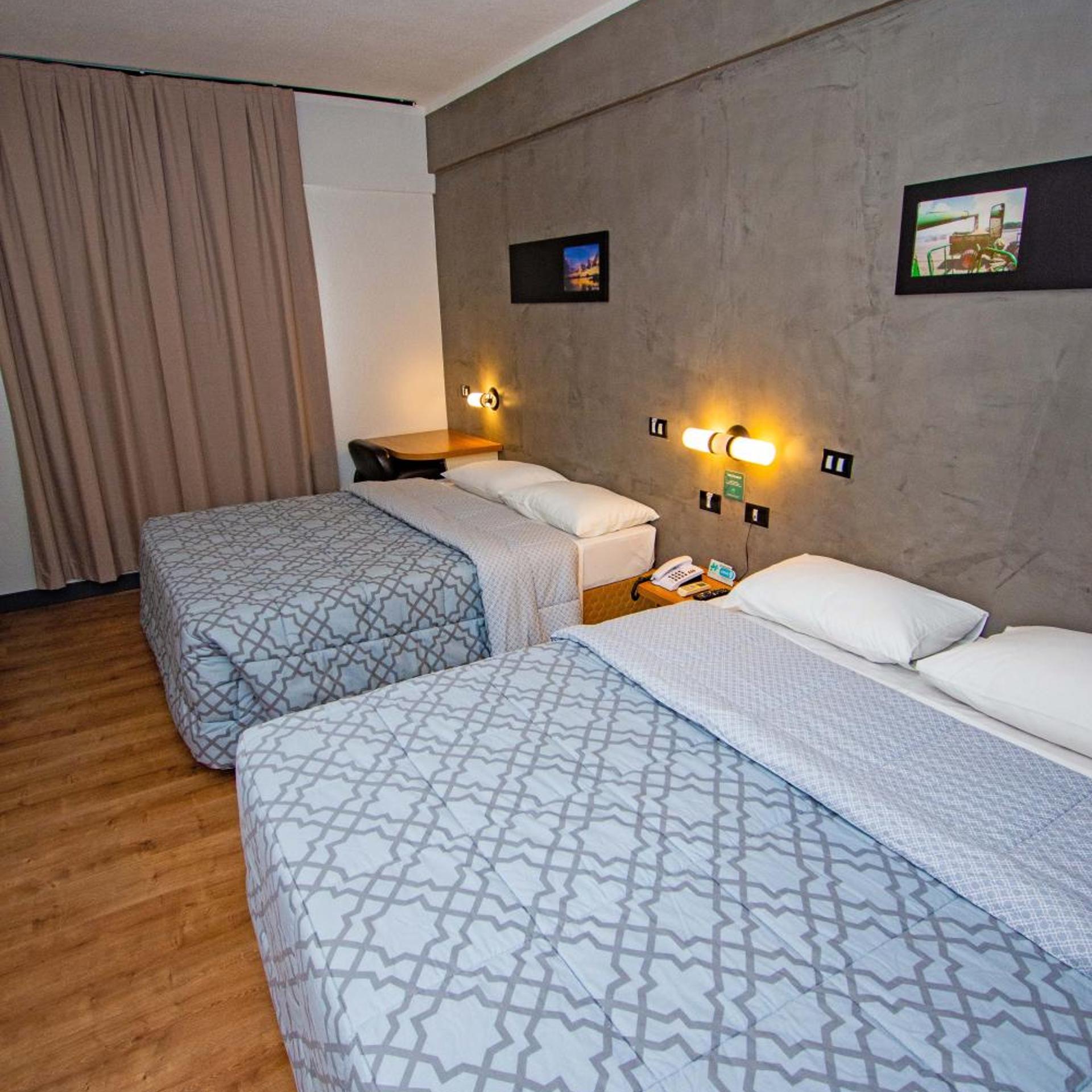 Hotel 10 Dourados 12/52