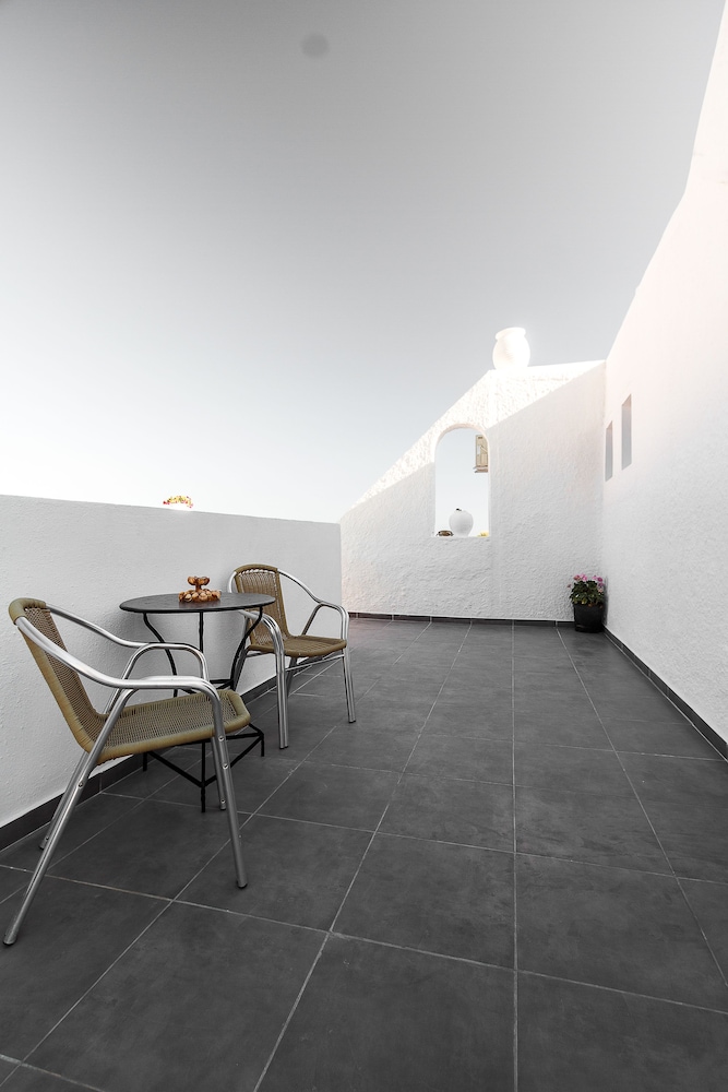 ヴィラ イリオヴァシレマ サントリーニ(Villa Iliovasilema Santorini) 写真5