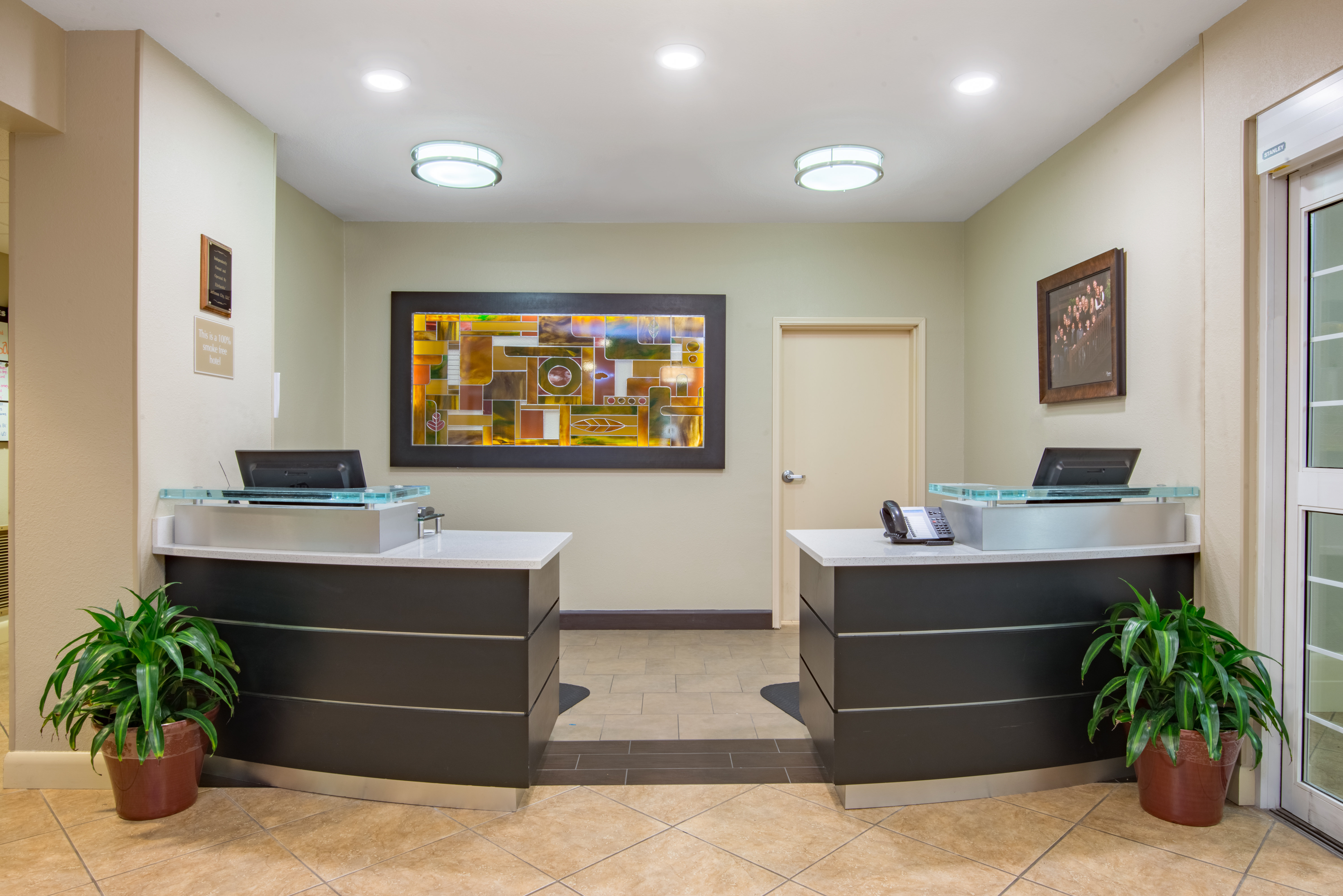 Candlewood Suites Jefferson City 10/52