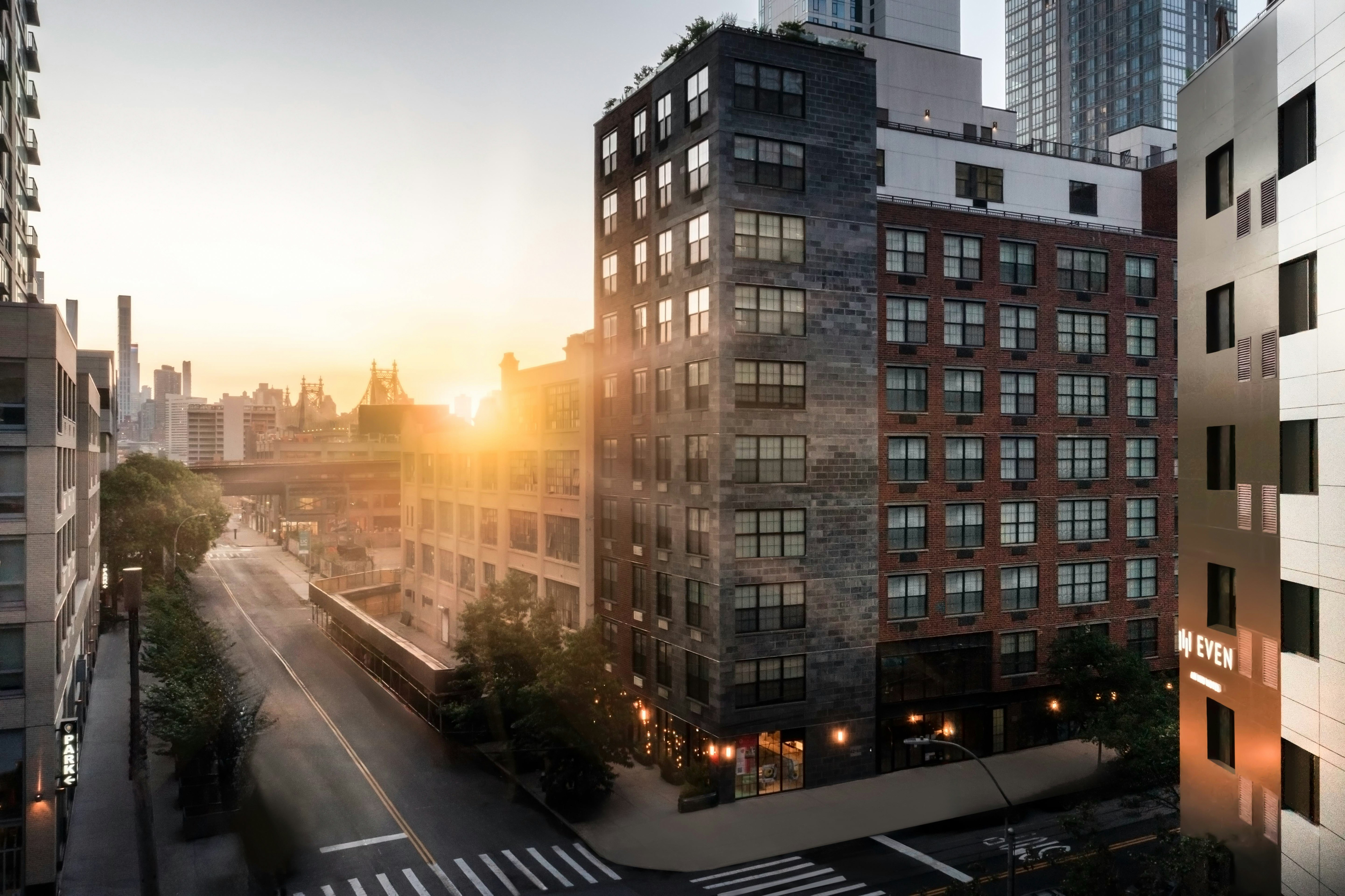 Even Hotels Long Island City New York 4/44