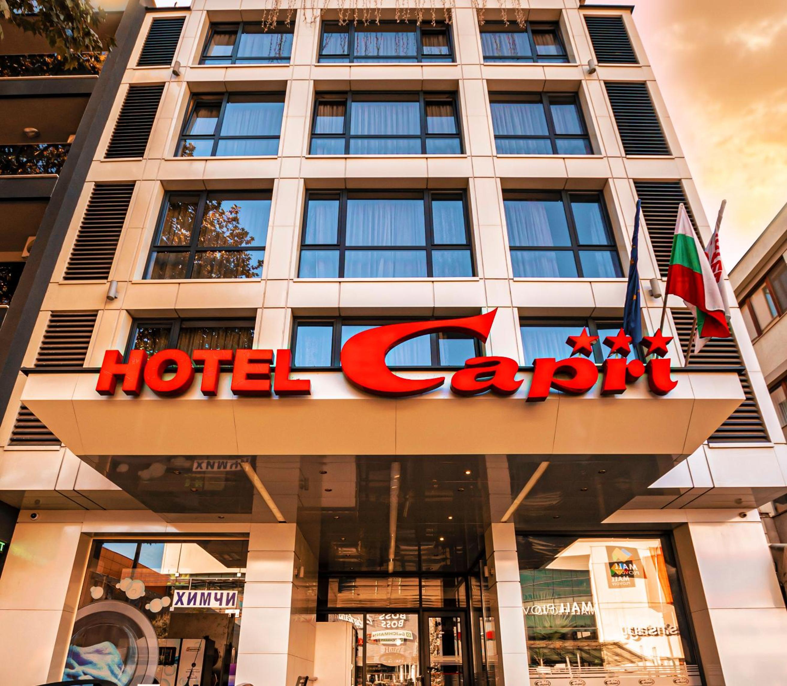 Hotel Capri 1/35