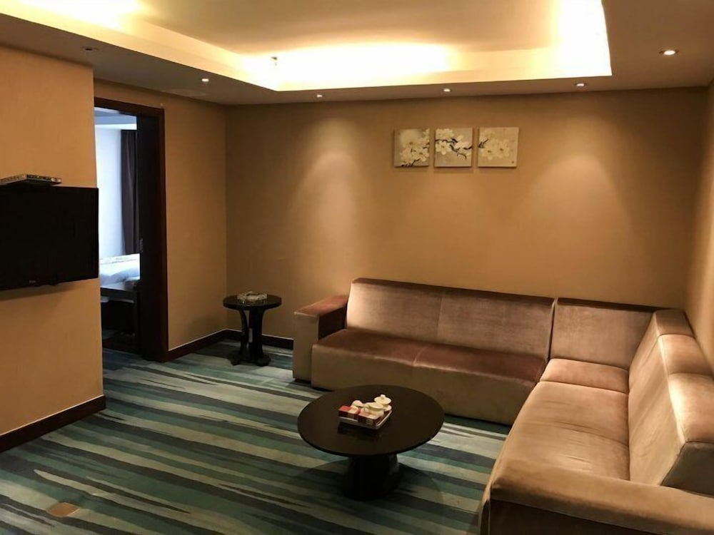Metropolo Jinjiang Hotel (Fuzhou Cangshan) 7/29