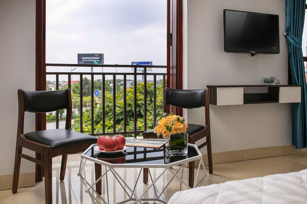 Hanoi Airport Suites Hostel & Travel 18/25