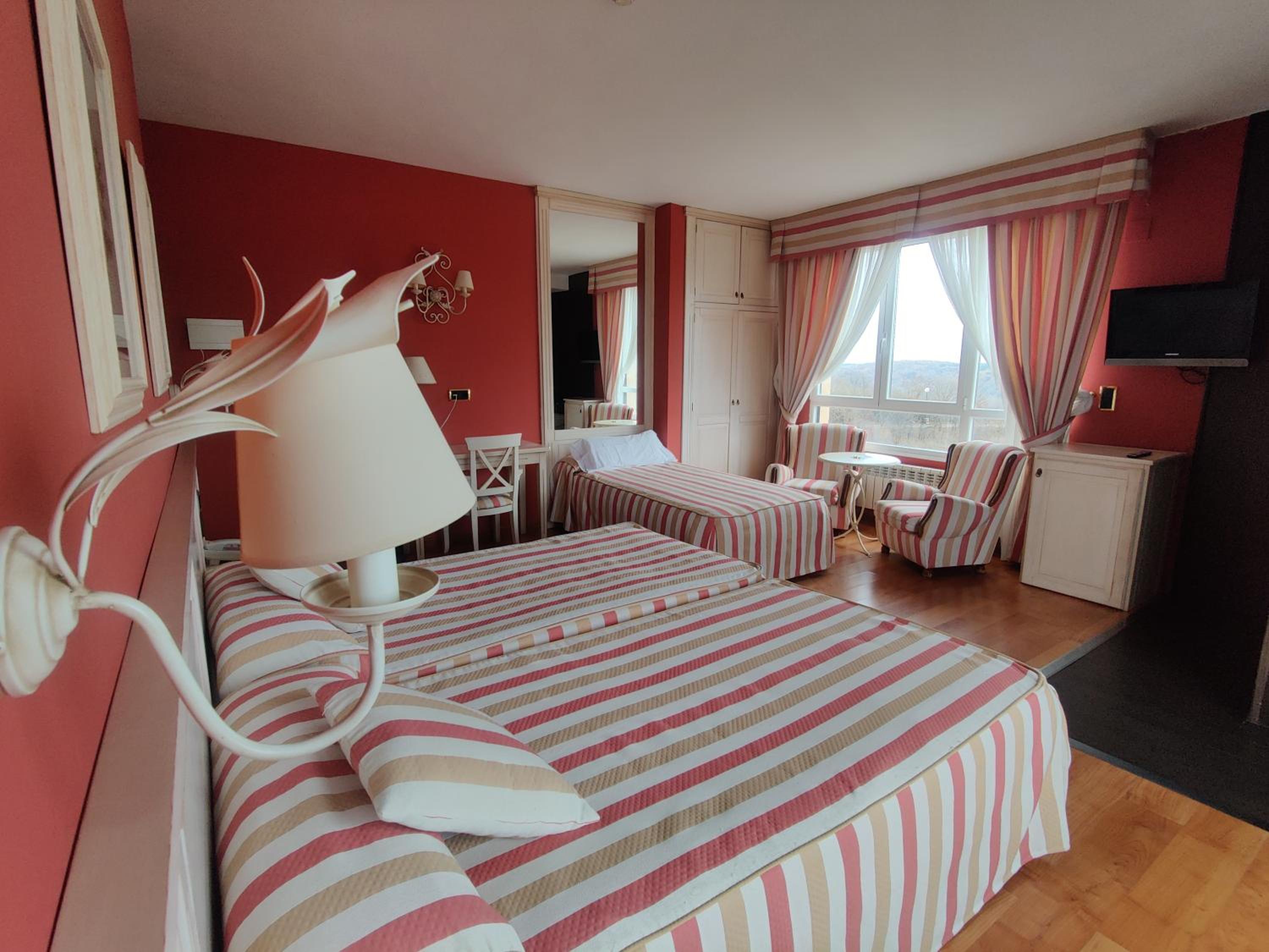 Hotel Leonor Miron 19/55