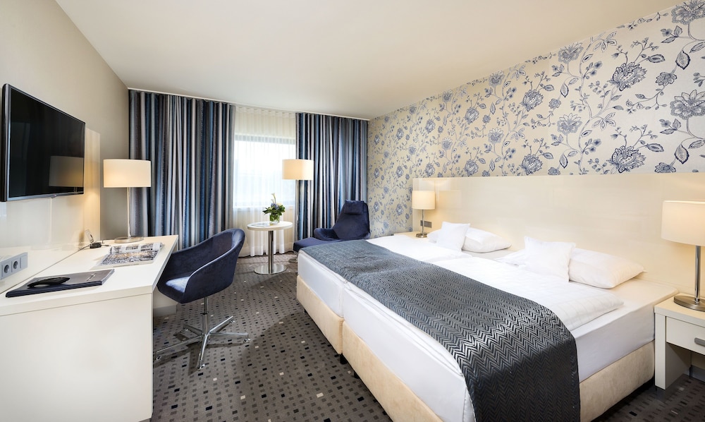 SUPERIOR, DOUBLE BED