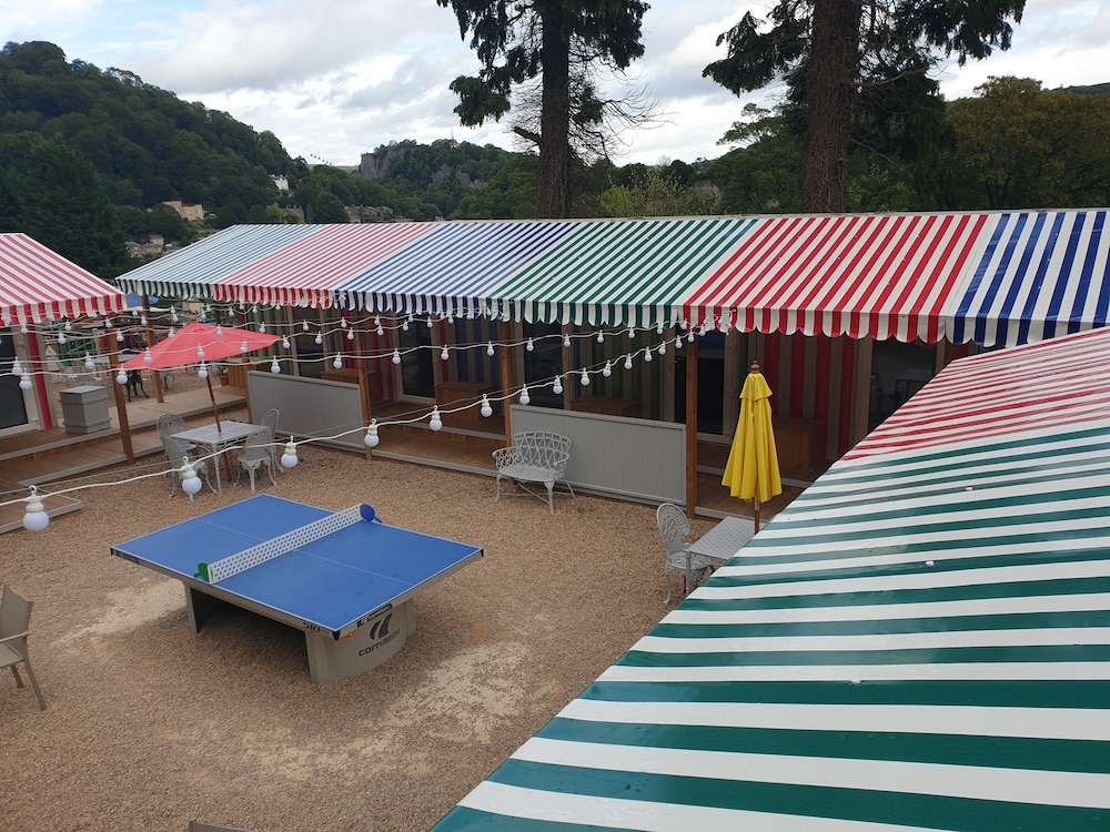 Gullivers Resort Matlock Bath 45/49