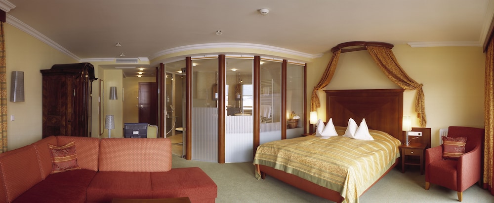 Romantik Hotel Im Weissen Roessl 23/71