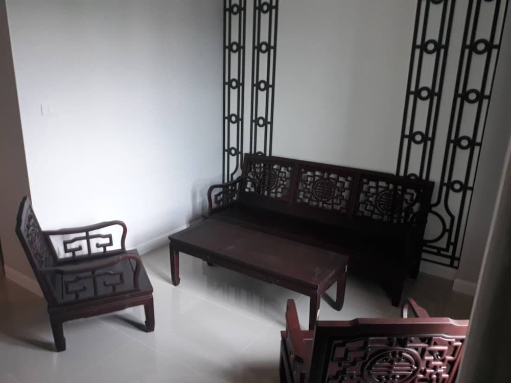 Anakin Boutique Hotel 33/42