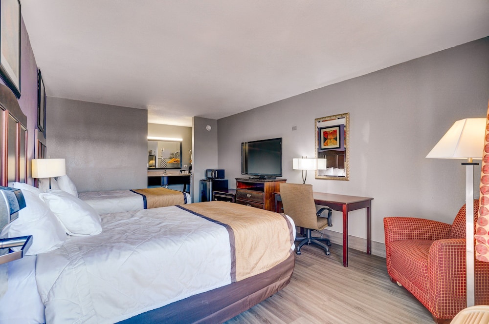 BUDGET INN ELLIJAY 9/37