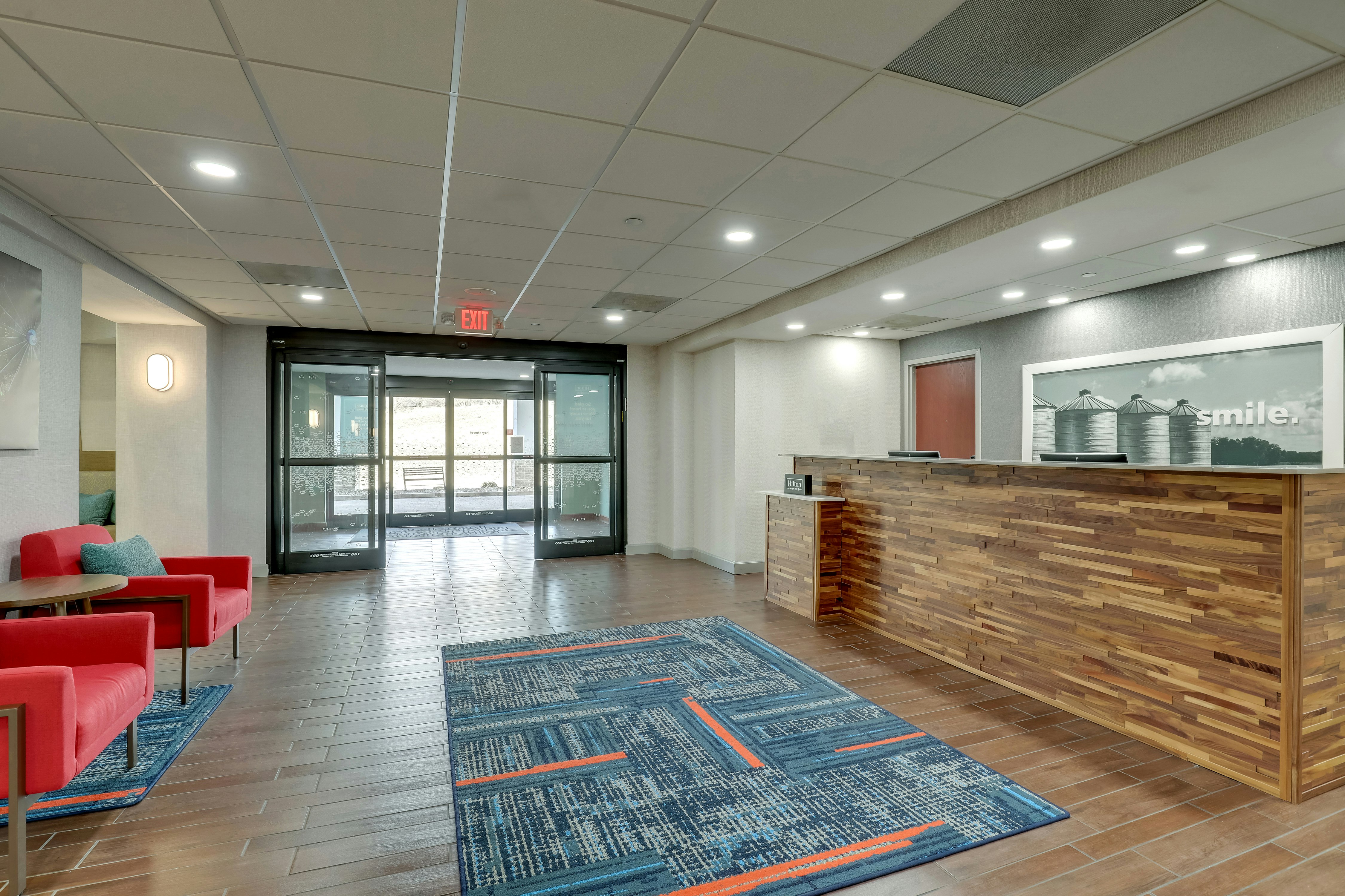 Hampton Inn & Suites St. Louis-Edwardsville 8/69