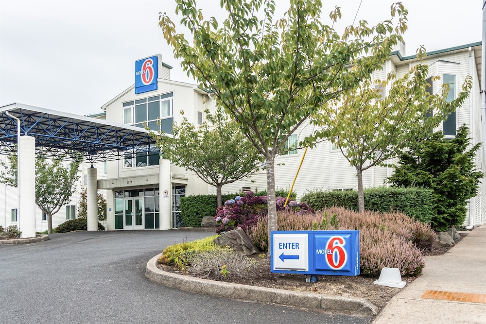 Motel6 Lincoln City, OR 47/51