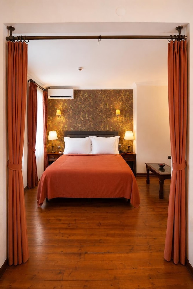 Hotel Sari Konak 21/48