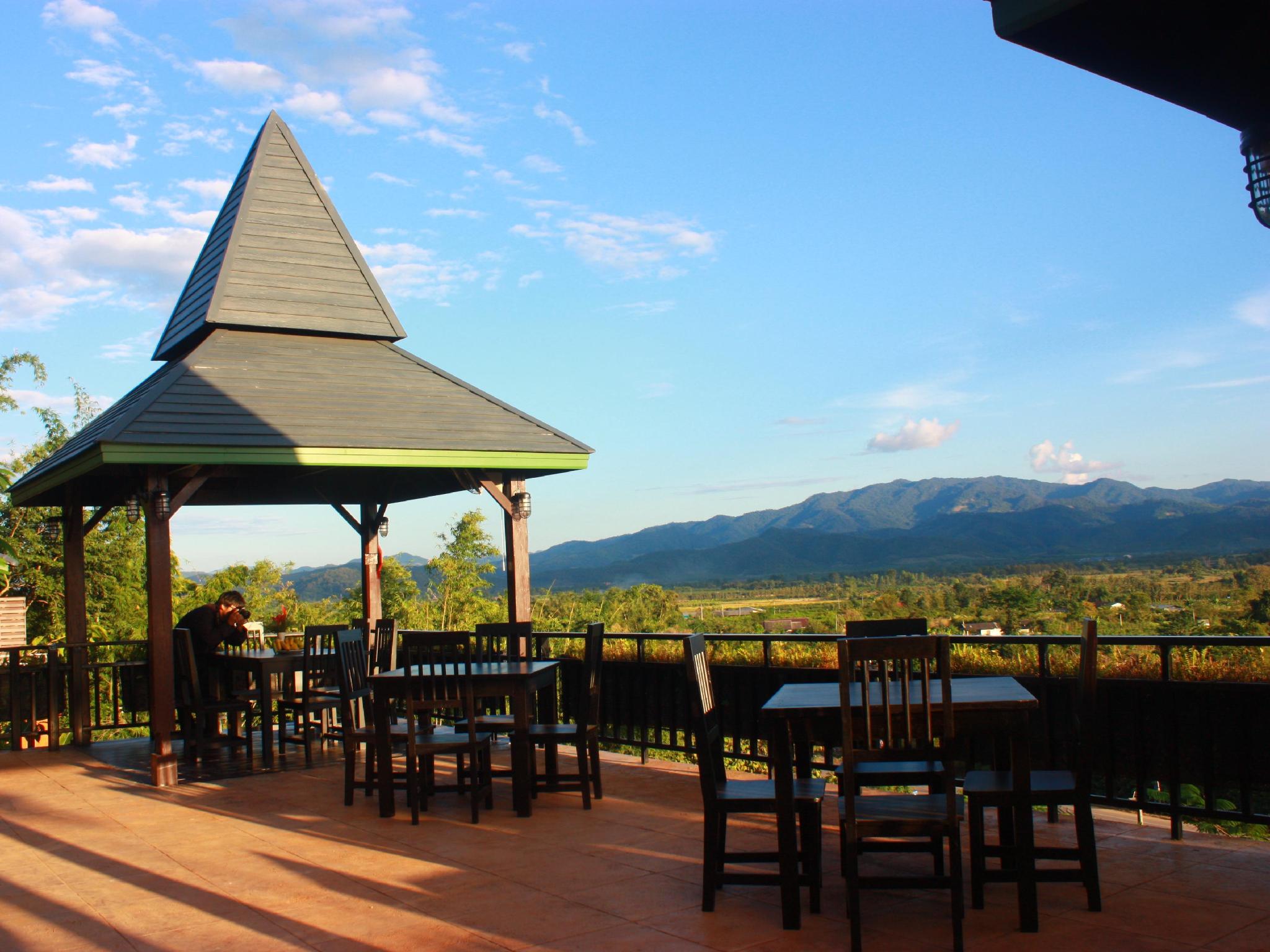 Thaton Hill Resort 17/32