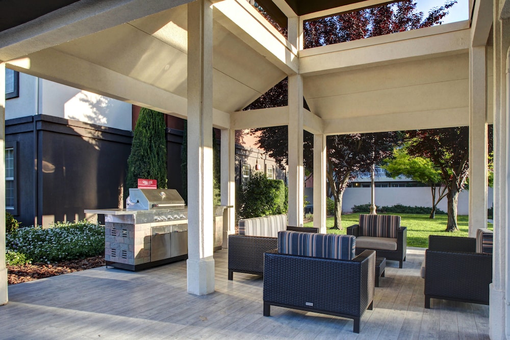 TownePlace Suites by Marriott Fresno 26/36