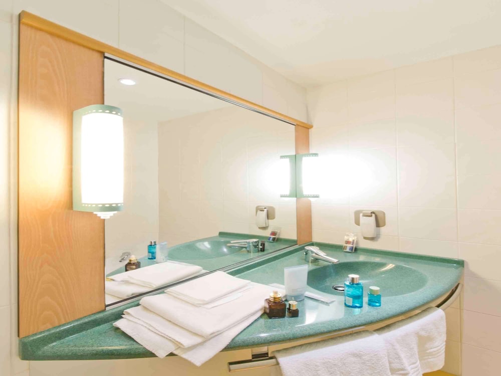 Ibis Florence North Airport Hotel 38/65