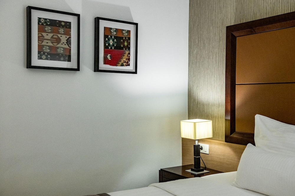 Hotel Blanca Resort & Spa 11/25