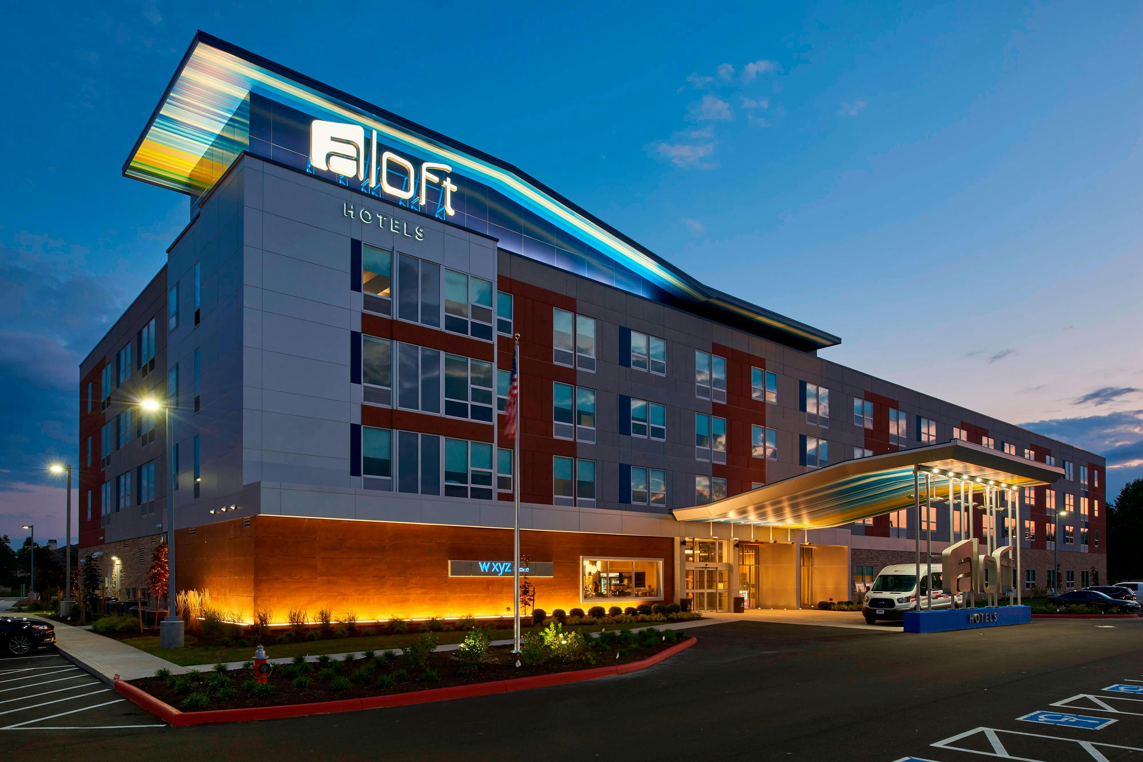 ALOFT CLEVELAND AIRPORT 2/30