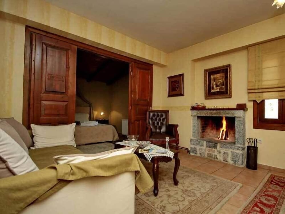 Menalia Villas Suites 37/59