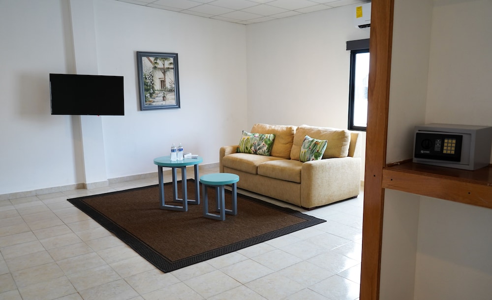Hotel & Suites Arges - Centro Chetumal 23/44