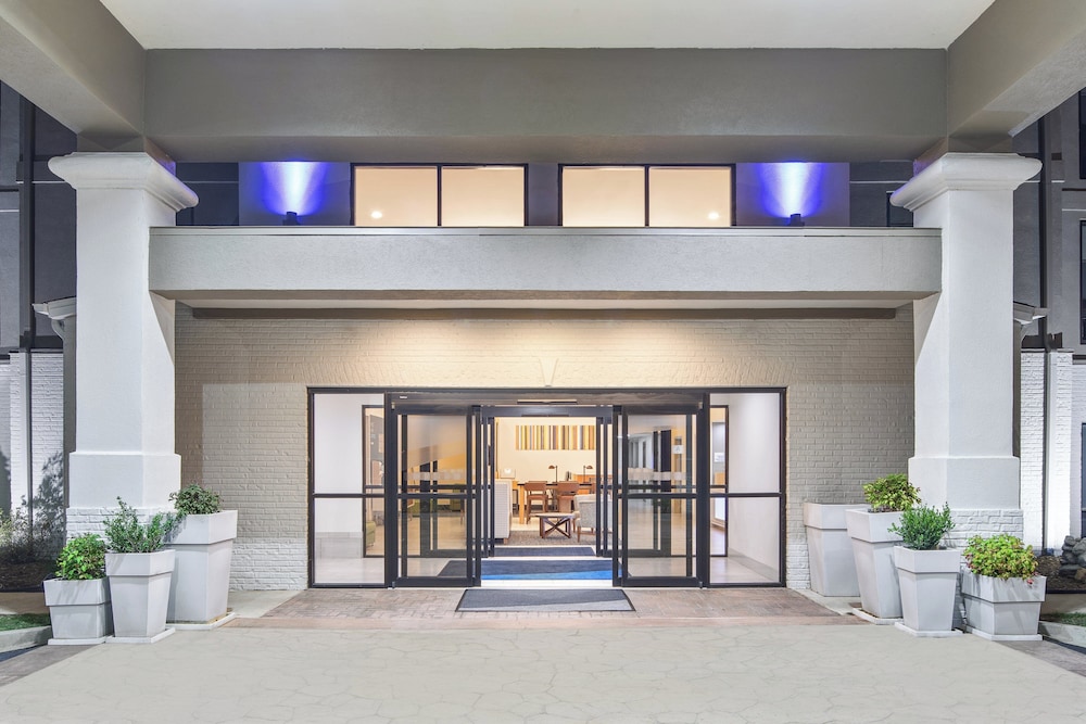 Holiday Inn Express Hotel Suites Greenville Spartanburg Duncan 5/66