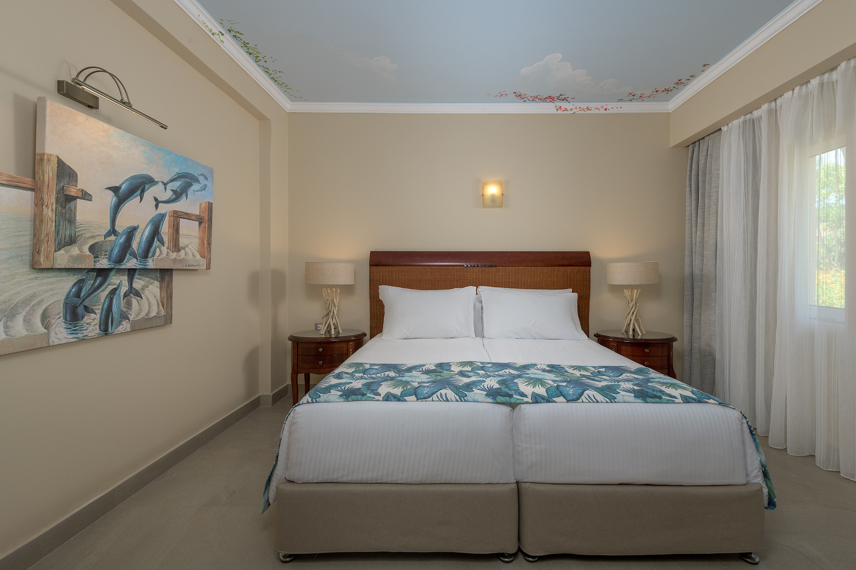 3 Bedrooms, Ambassador, Villa, Beach Front, with Pool