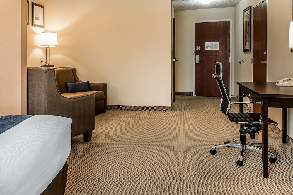 Comfort Suites South Bend Near Casino 31/33
