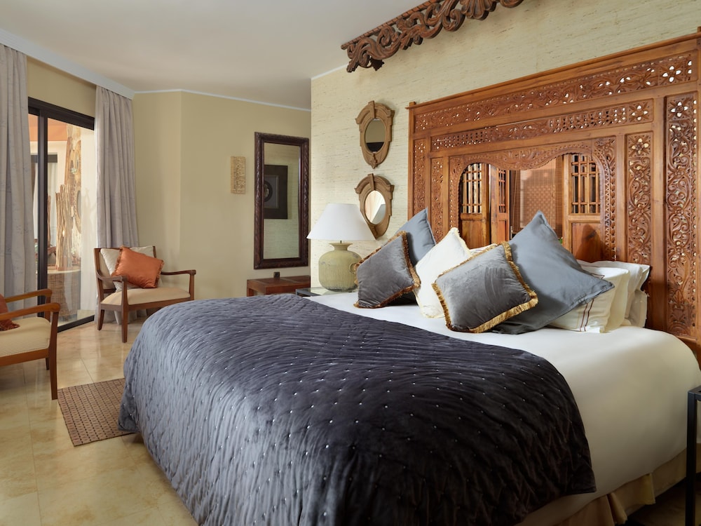 Royal Garden Villas & Spa 16/80