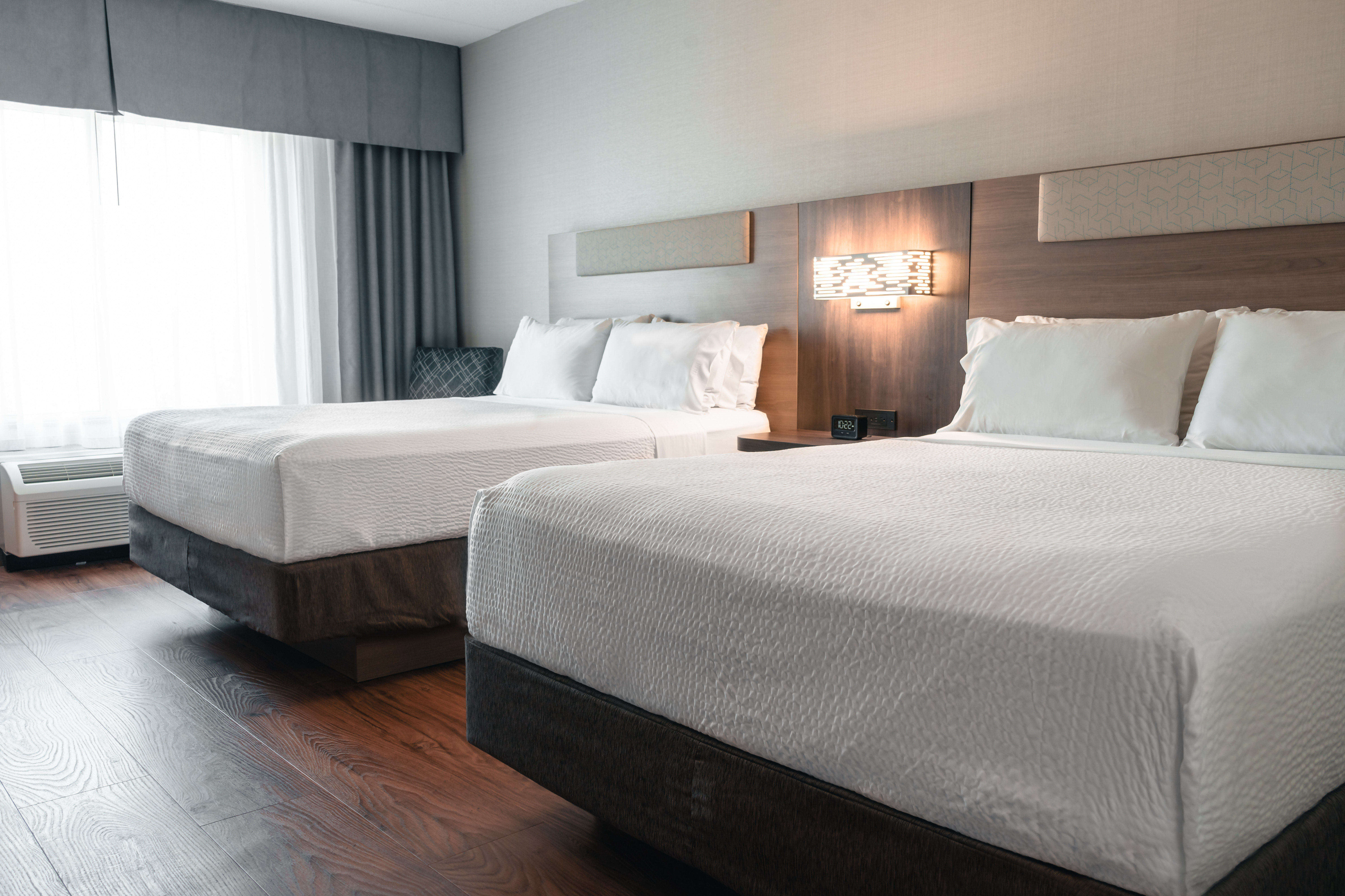 Holiday Inn Express Hotel Suites Kingston 19/72