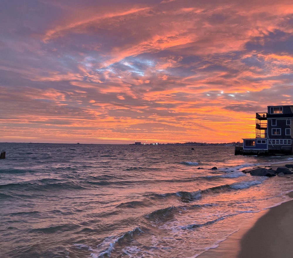 Surfside Hotel and Suites 47/57