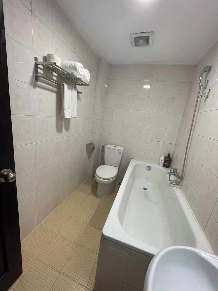 A25 Hotel 80 Mai Hac De 31/36