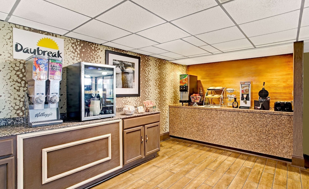 Days Inn By Wyndham Wilson 12/41
