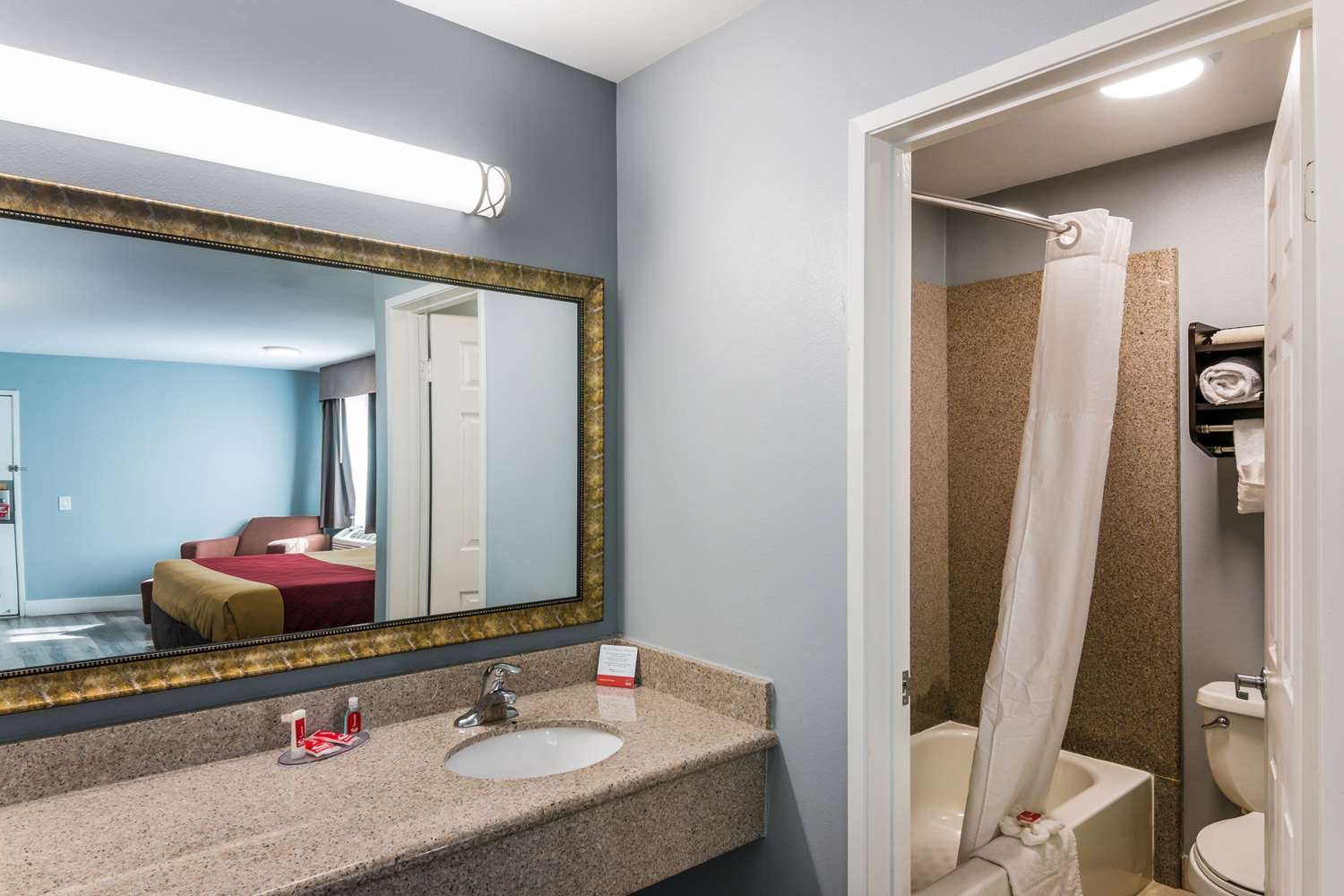 Econo Lodge Hesperia - Victorville I-15 43/43