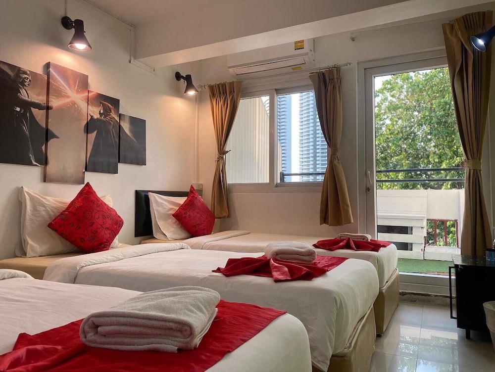 Khaosan Art Hotel 32/75