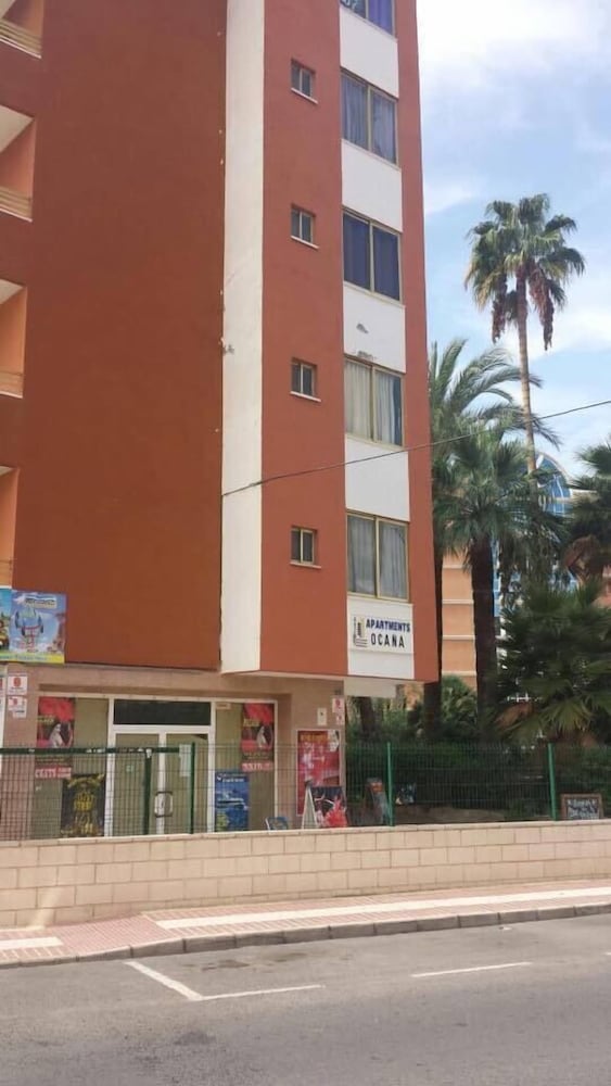 Ocana Apartments 4/46